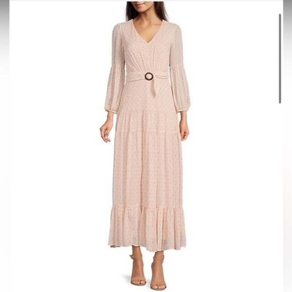 Taylor Dresses & Skirts - Taylor size 10 long sleeve tiered pink v neck belted maxi dress